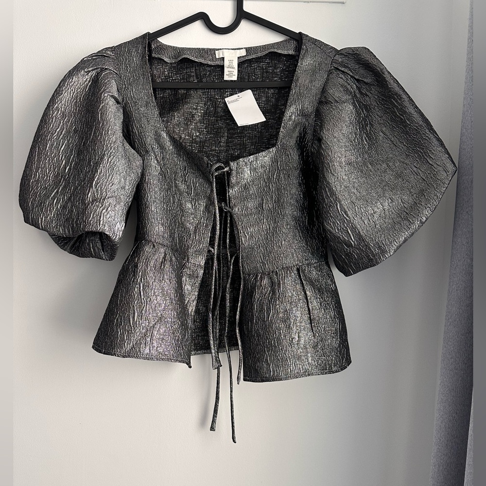 H&M Jacquard-weave Tie-front Blouse - size xs